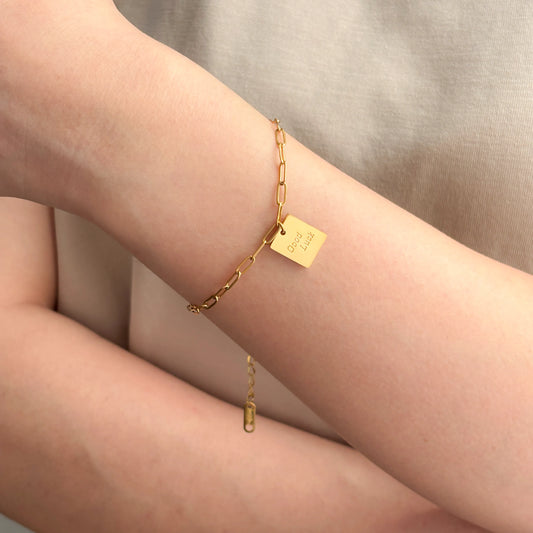 Chain Bracelet with Gold Tone Good Luck Charm for Women