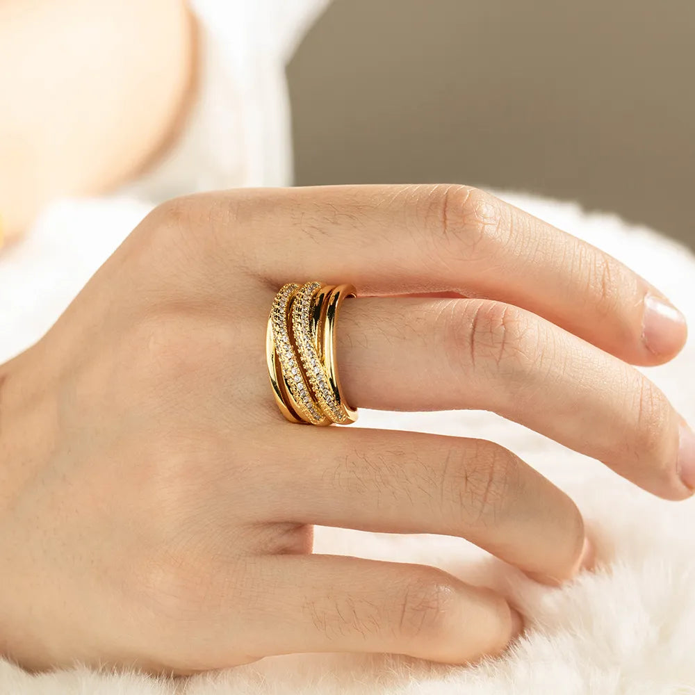 Ajatine gold stacking rings with crystals, elegant stackable ring set for women, vintage-inspired romantic jewelry.