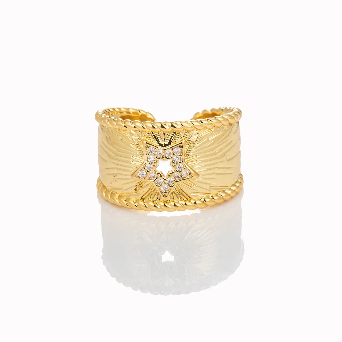 Ajatine gold open ring with star zircon vintage statement jewelry.