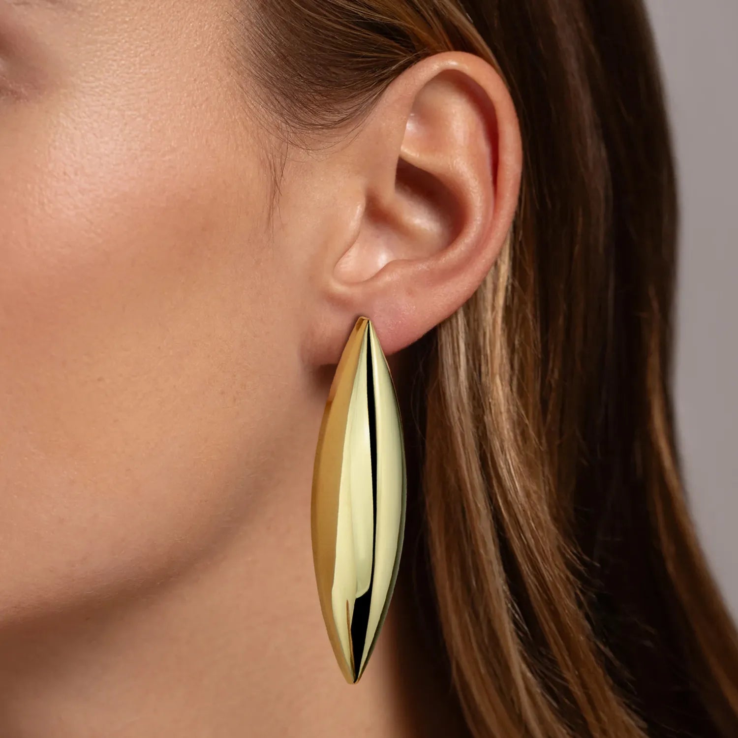Ajatine 14K gold plated leaf shaped minimalist stud earrings for women