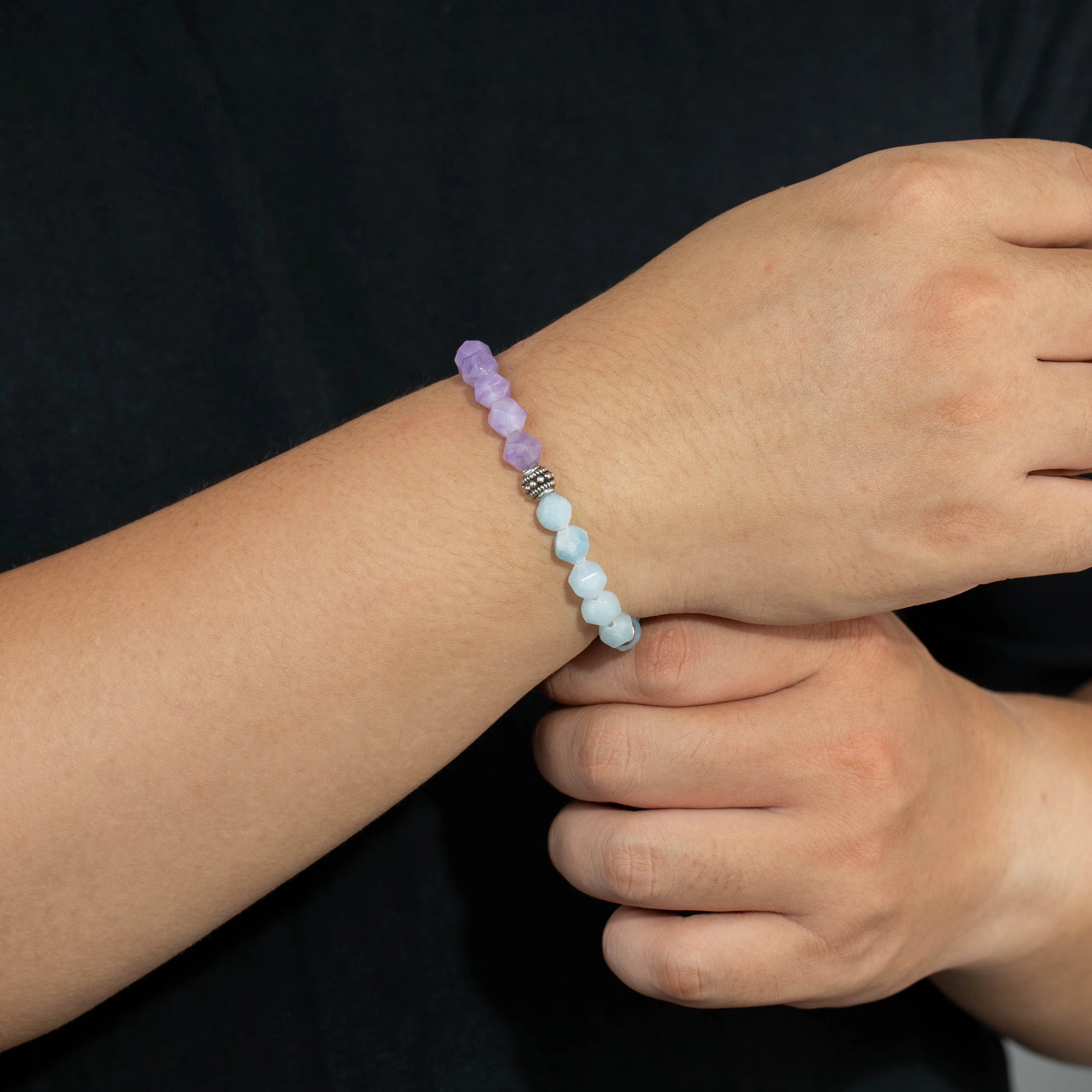 Ajatine light blue and purple natural stone beaded stretch bracelet