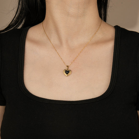 Ajatine black heart love pendant necklace, gold vintage style women's jewelry