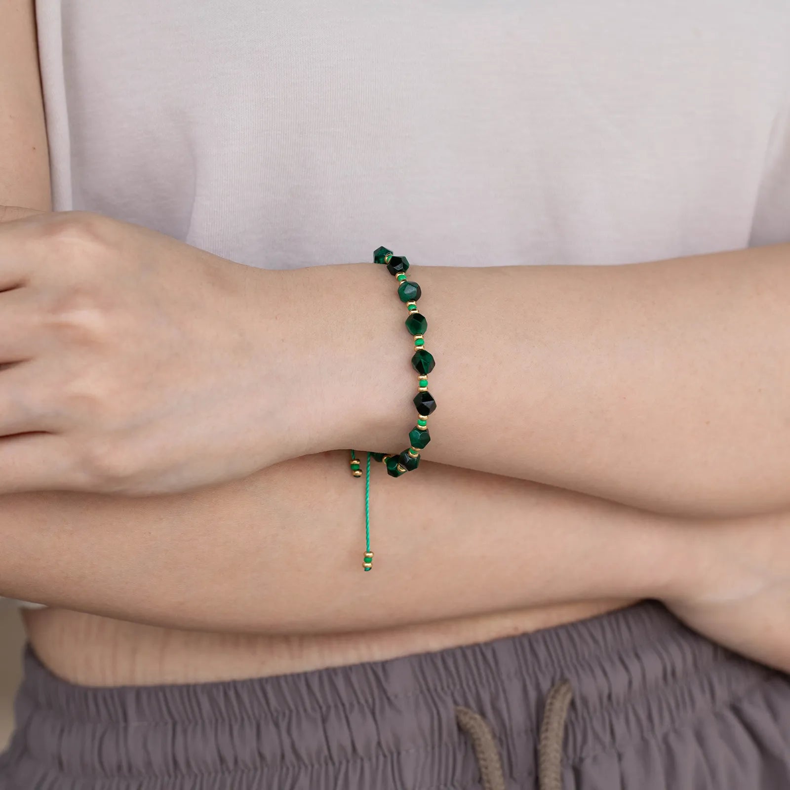 Ajatine green braided beaded bracelet, handmade, adjustable