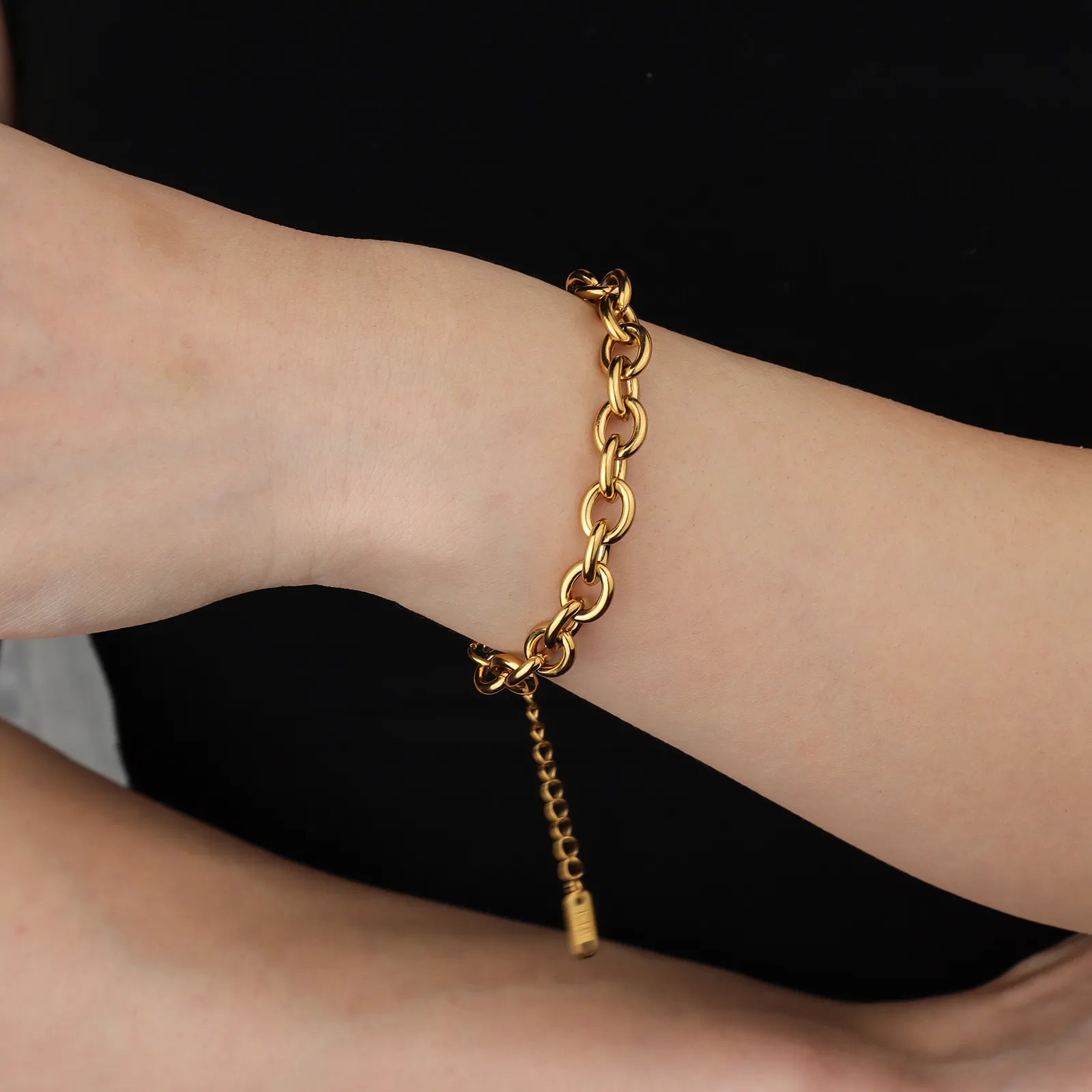 Ajatine gold chunky chain bracelet, fashion jewelry