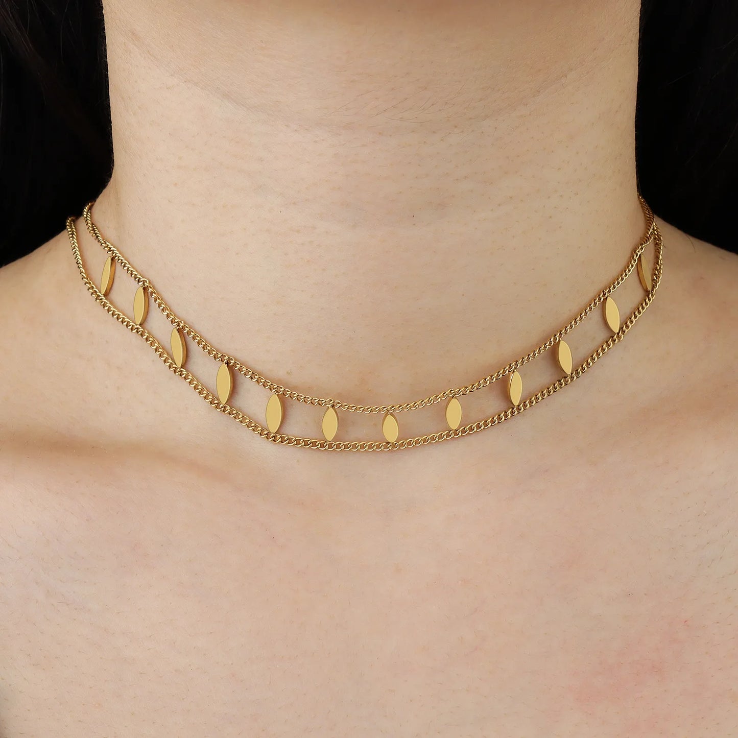 Ajatine gold double - layer necklace with oval pendants, stylish and elegant jewelry