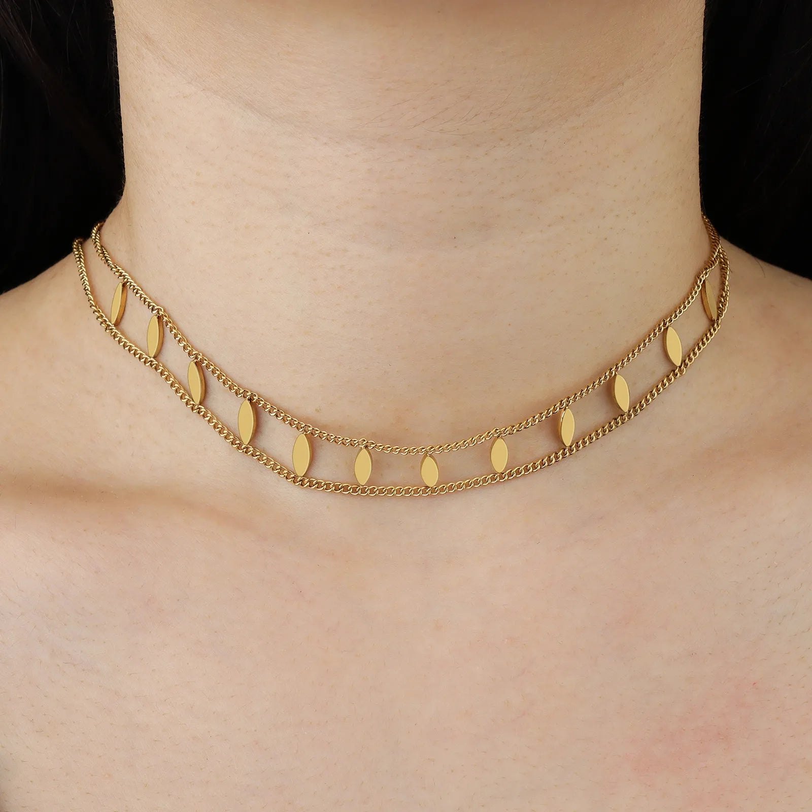 Ajatine gold double - layer necklace with oval pendants, stylish and elegant jewelry