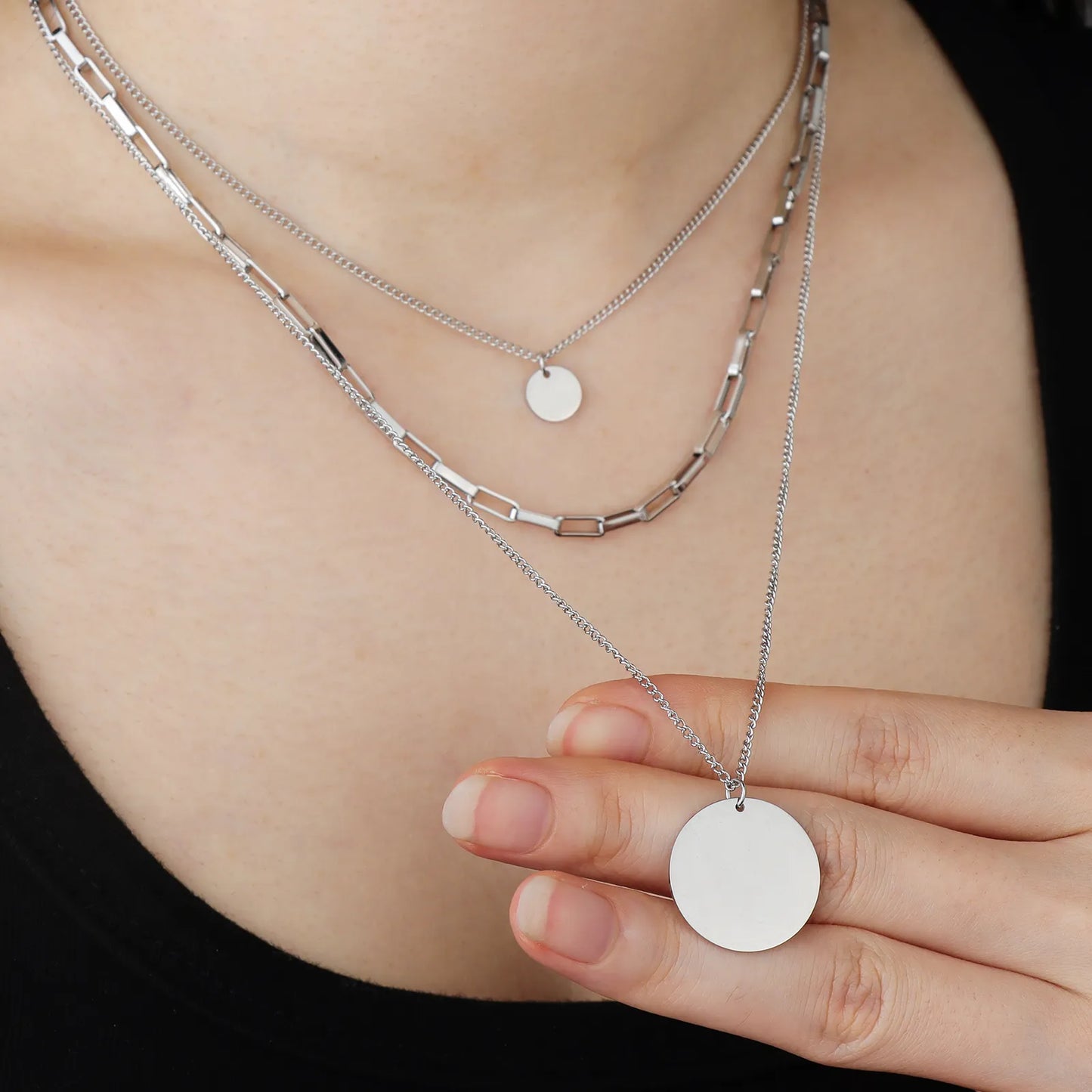 Ajatine silver layered necklace set with multi - strand chains and disc pendants