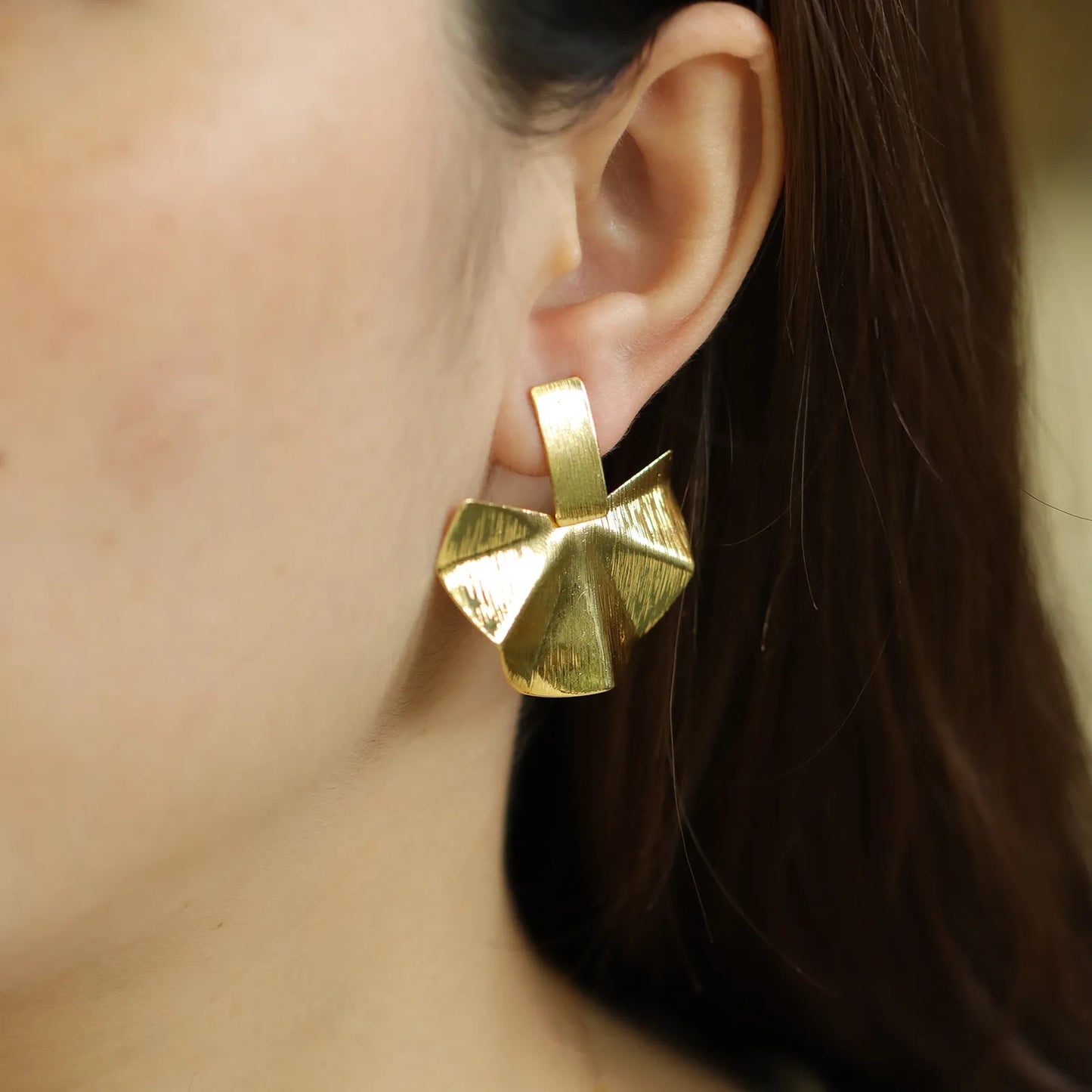 Drop Earrings with Gold Tone Half Circle Fan Design for Daily Wear