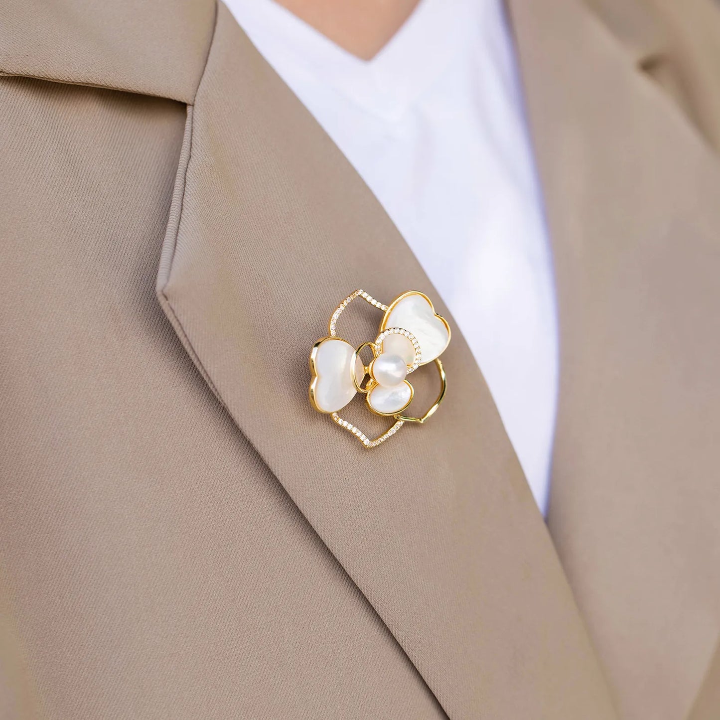 Ajatine mother of pearl flower brooch with zircon, elegant jewelry for formal occasions