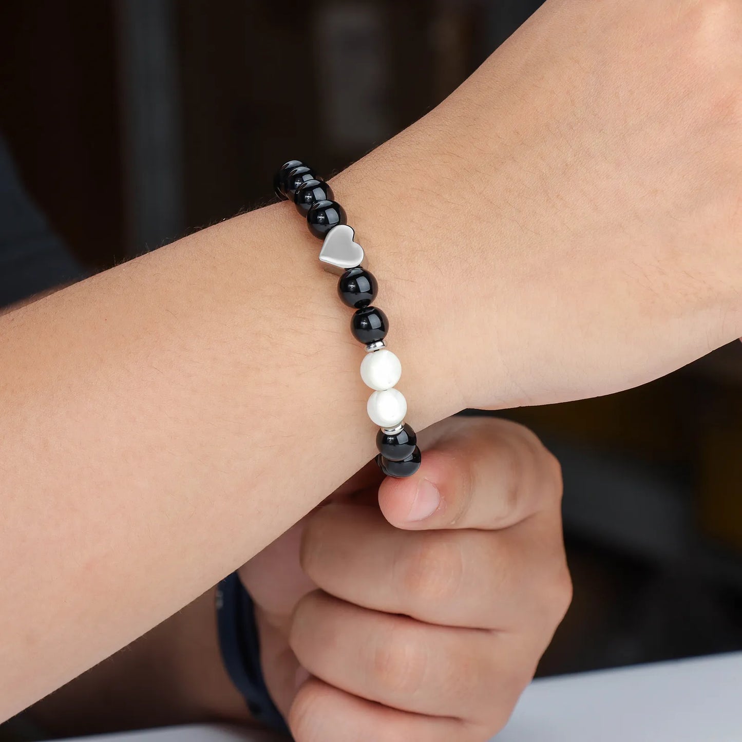 Ajatine black beaded bracelet with heart charm, natural stone jewelry
