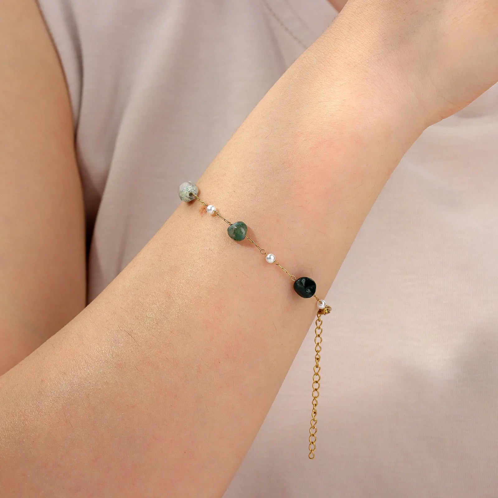 AJATINE Fashion Pearl Gold Chain Bracelet with Unique stones