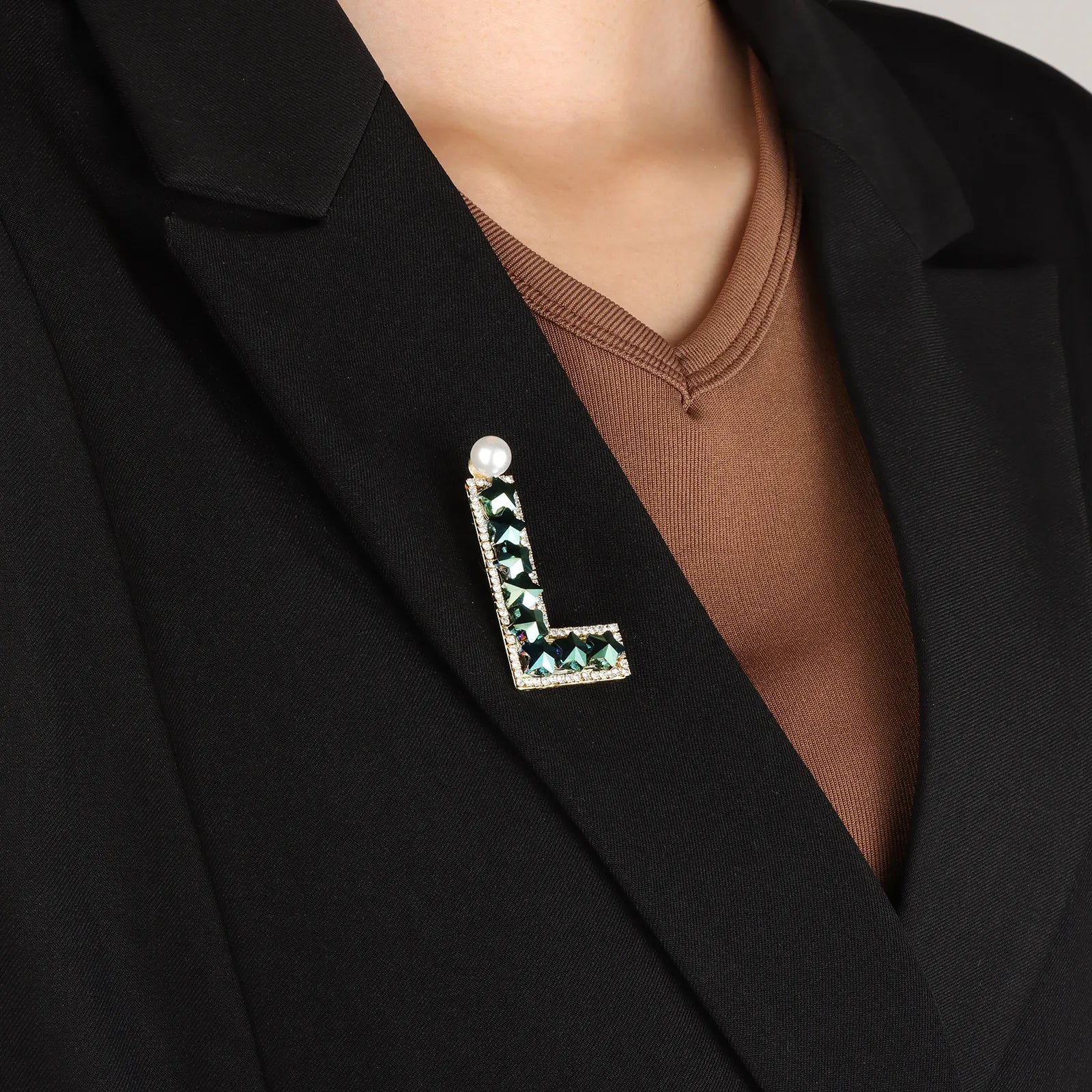 Ajatine letter L brooch with blue star crystals and a pearl, elegant fashion jewelry