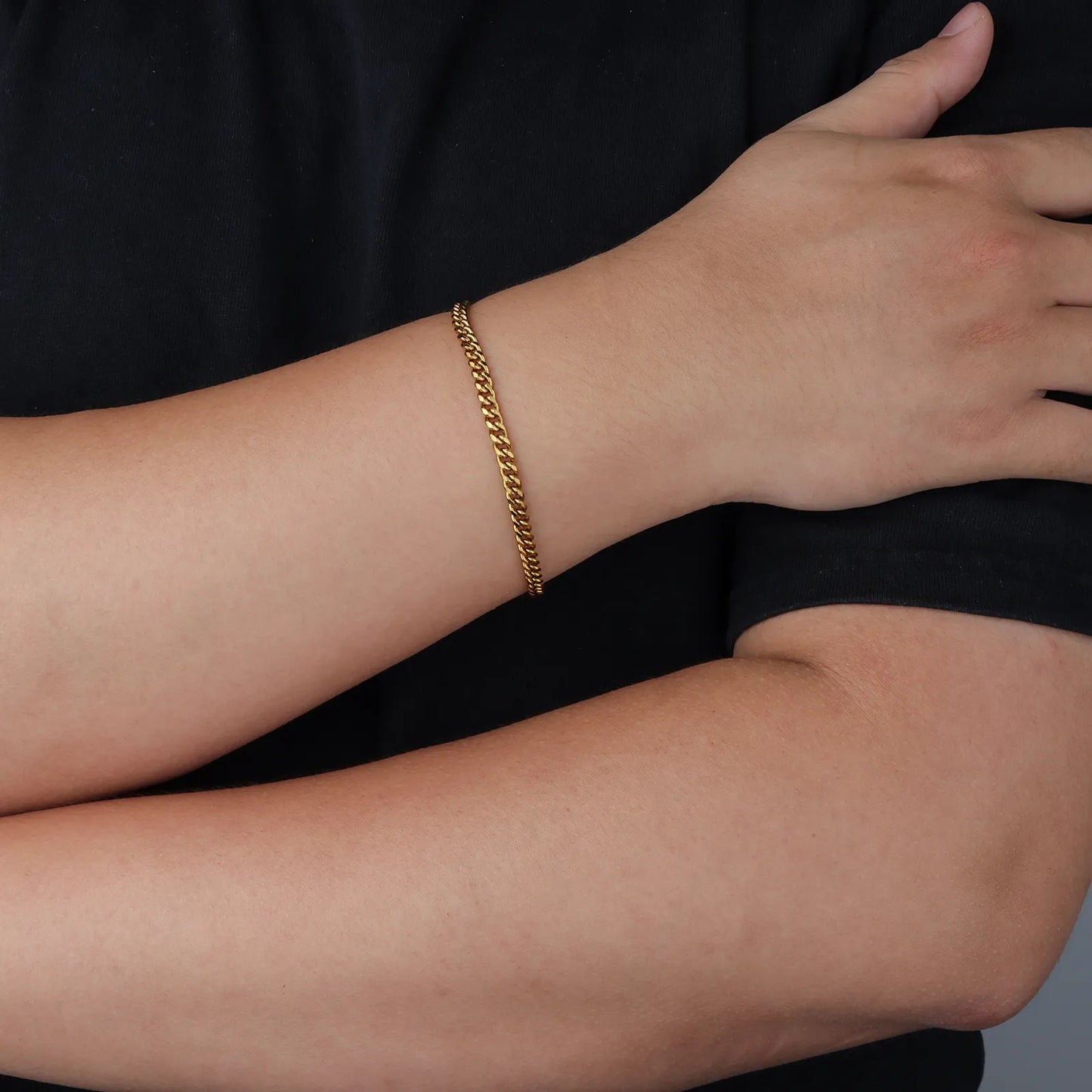 Ajatine gold Cuban link bracelet, fashion simple stainless steel chain jewelry