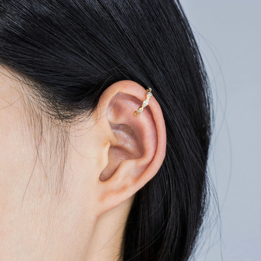 Ajatine gold cuff earrings with zircon stones, delicate and fashionable