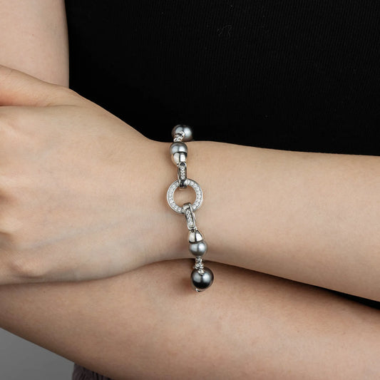 Ajatine pearl bracelet with zircon clasp, showcasing elegant jewelry