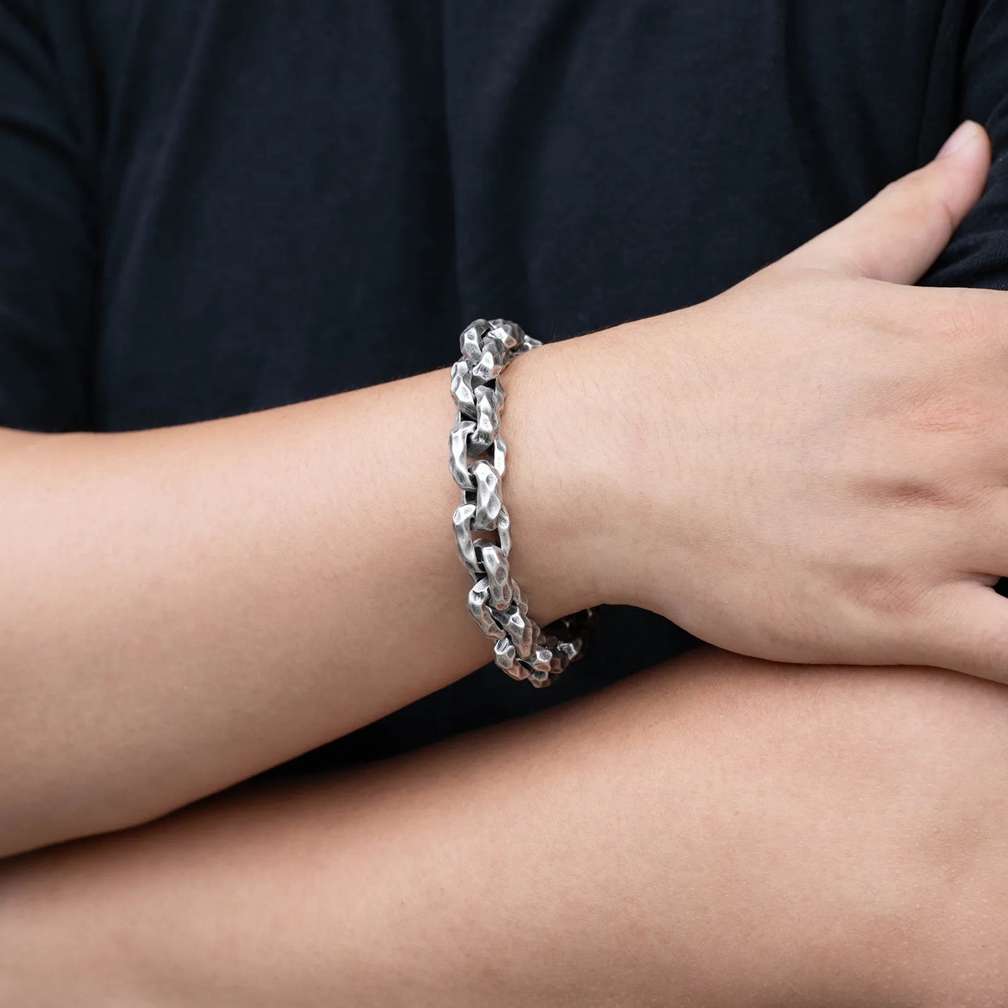 Ajatine men's textured silver chain bracelet with heavy retro punk design