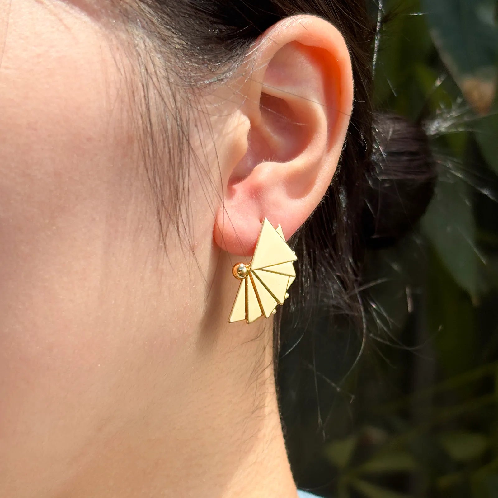 Ajatine gold tone fan earrings, minimalist geometric design, women’s statement jewelry