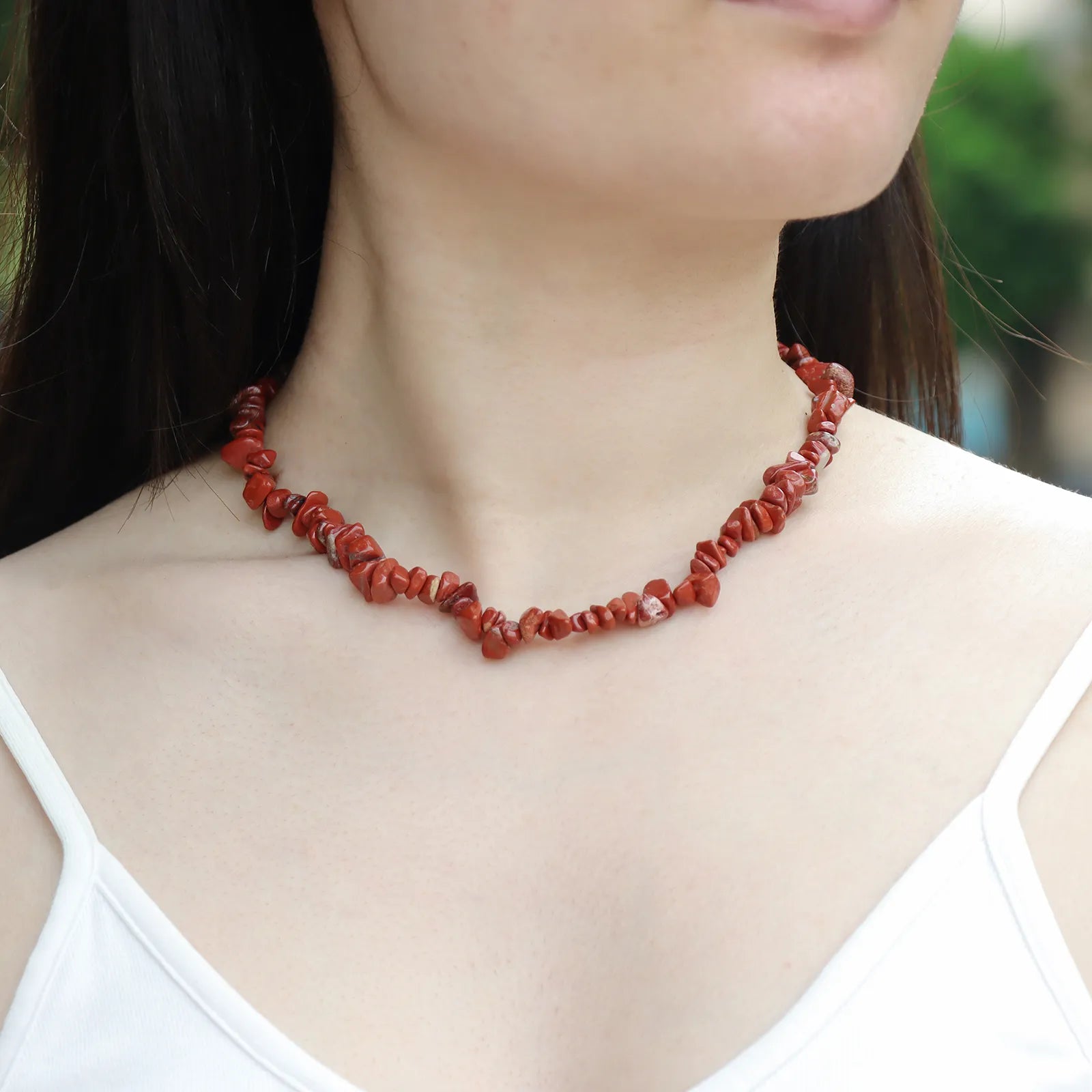 Red stone necklace for bohemian style and daily wear.